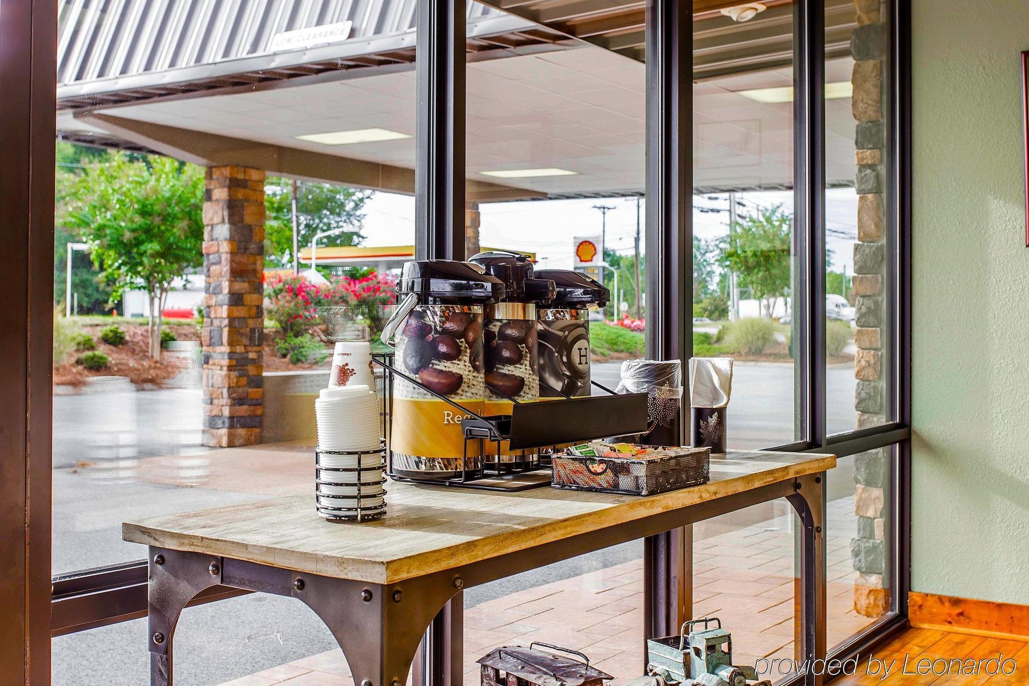 Econo Lodge Kernersville Εξωτερικό φωτογραφία
